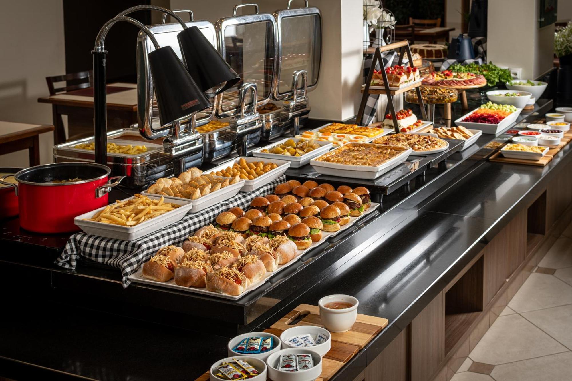 Hotel Kindermann Cacador Ngoại thất bức ảnh